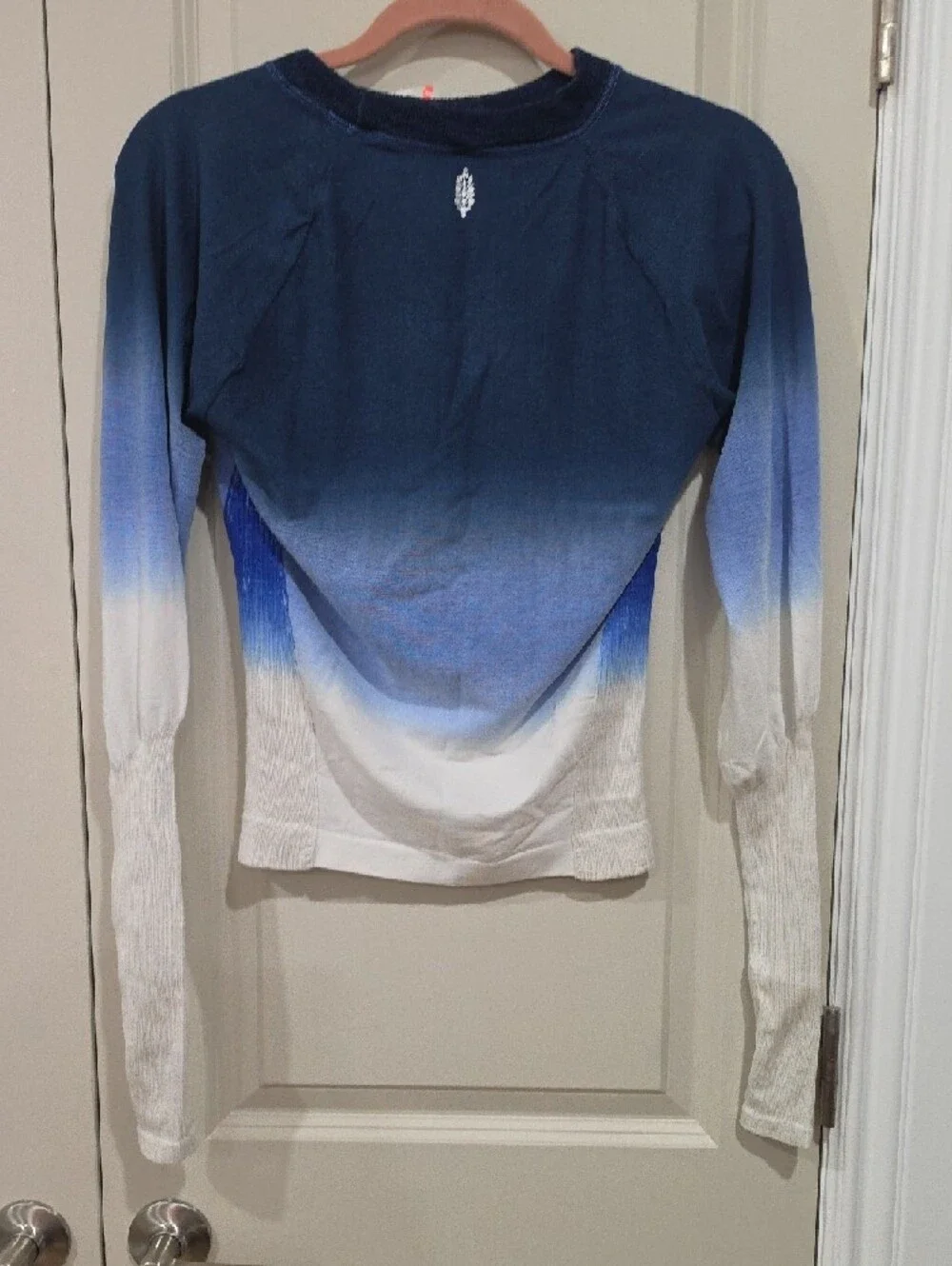 FP Movement Take Flight Ombre Base Layer In Deep Blue Combo M/L NWT - Picture 10 of 10